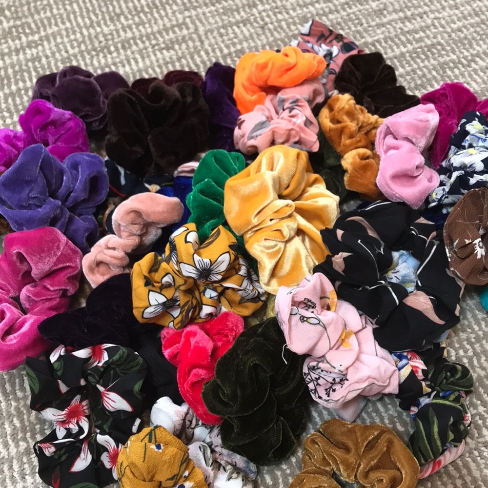 pack of 42 assorted scrunchies